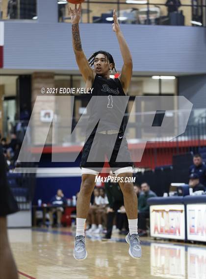 Thumbnail 2 in Clear Brook vs. Naaman Forest (In-N-Out Tournament) photogallery.