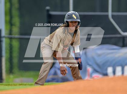 Thumbnail 3 in Hendersonville vs. Liberty Creek photogallery.