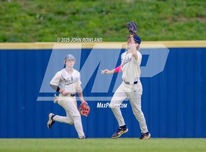 Thumbnail 2 in Hendersonville vs. Liberty Creek photogallery.