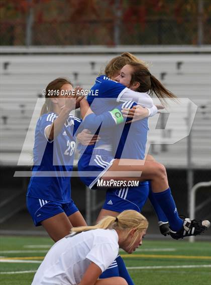 Thumbnail 3 in American Fork vs. Fremont (UHSAA 5A Semifinal) photogallery.
