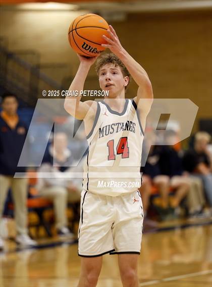 Thumbnail 2 in Ridgeline @ Mountain Crest (Sophomore) photogallery.