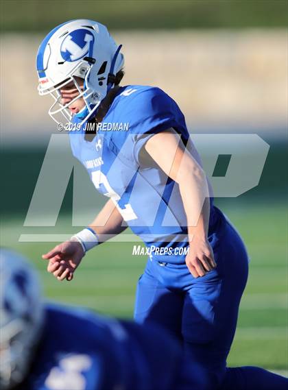 Thumbnail 1 in Liberty Hill vs. Lampasas (UIL 4A Quarterfinal Playoff) photogallery.