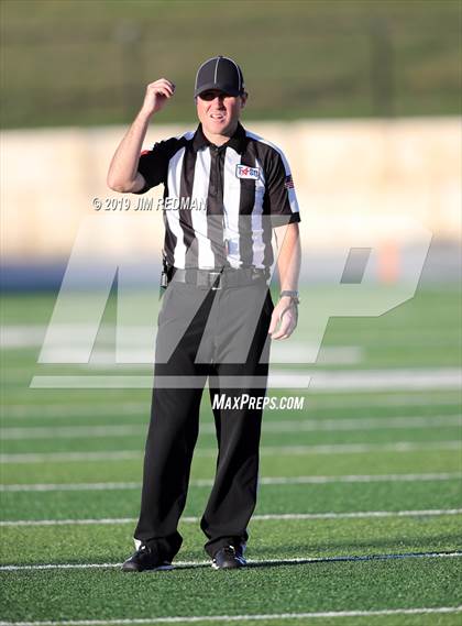 Thumbnail 1 in Liberty Hill vs. Lampasas (UIL 4A Quarterfinal Playoff) photogallery.