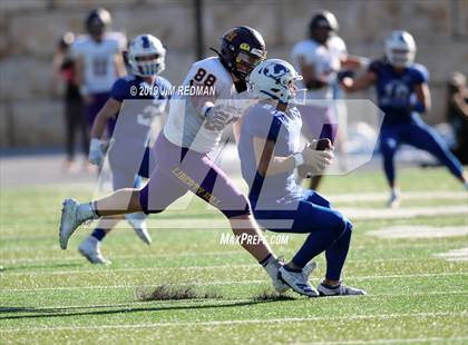 Thumbnail 1 in Liberty Hill vs. Lampasas (UIL 4A Quarterfinal Playoff) photogallery.