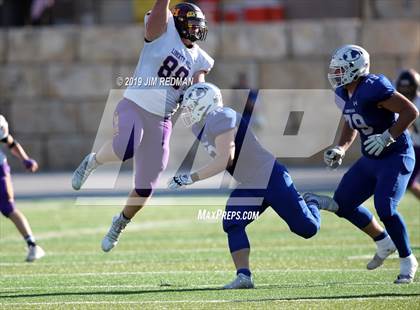 Thumbnail 3 in Liberty Hill vs. Lampasas (UIL 4A Quarterfinal Playoff) photogallery.