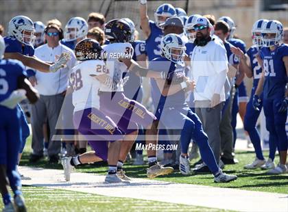 Thumbnail 2 in Liberty Hill vs. Lampasas (UIL 4A Quarterfinal Playoff) photogallery.