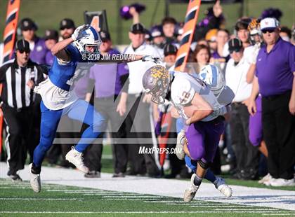 Thumbnail 1 in Liberty Hill vs. Lampasas (UIL 4A Quarterfinal Playoff) photogallery.