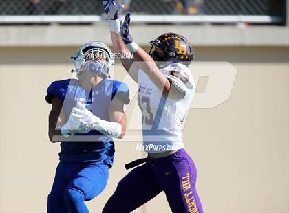 Thumbnail 3 in Liberty Hill vs. Lampasas (UIL 4A Quarterfinal Playoff) photogallery.