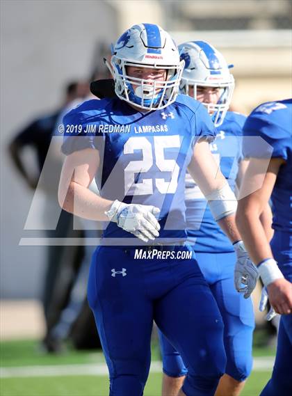 Thumbnail 2 in Liberty Hill vs. Lampasas (UIL 4A Quarterfinal Playoff) photogallery.