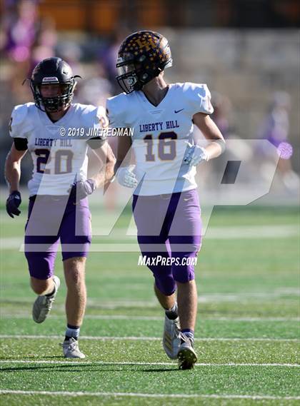 Thumbnail 3 in Liberty Hill vs. Lampasas (UIL 4A Quarterfinal Playoff) photogallery.