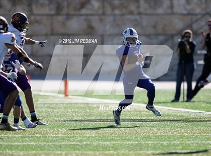 Thumbnail 3 in Liberty Hill vs. Lampasas (UIL 4A Quarterfinal Playoff) photogallery.