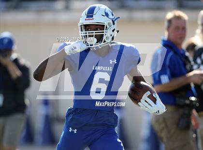 Thumbnail 3 in Liberty Hill vs. Lampasas (UIL 4A Quarterfinal Playoff) photogallery.