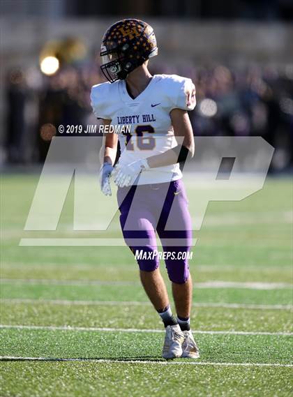 Thumbnail 1 in Liberty Hill vs. Lampasas (UIL 4A Quarterfinal Playoff) photogallery.