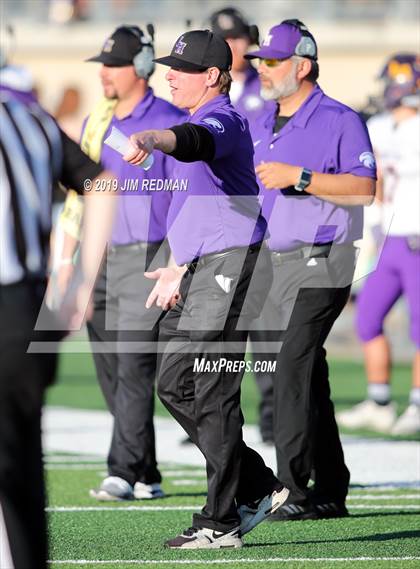 Thumbnail 1 in Liberty Hill vs. Lampasas (UIL 4A Quarterfinal Playoff) photogallery.