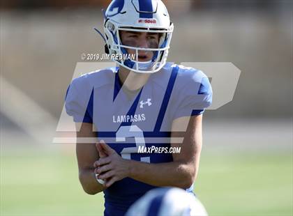 Thumbnail 3 in Liberty Hill vs. Lampasas (UIL 4A Quarterfinal Playoff) photogallery.