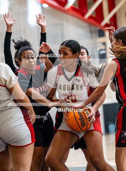 Thumbnail 3 in FR: Katella @ Segerstrom photogallery.