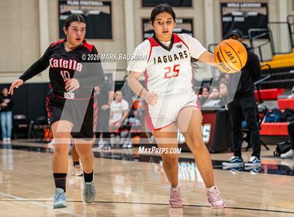 Thumbnail 3 in FR: Katella @ Segerstrom photogallery.