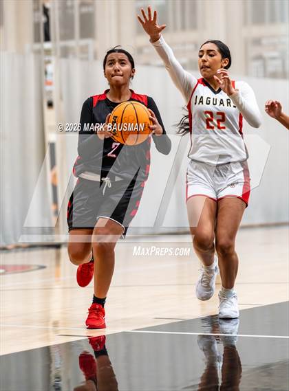 Thumbnail 3 in FR: Katella @ Segerstrom photogallery.
