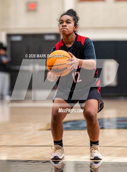Thumbnail 2 in FR: Katella @ Segerstrom photogallery.