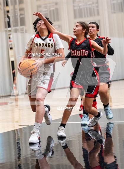 Thumbnail 2 in FR: Katella @ Segerstrom photogallery.