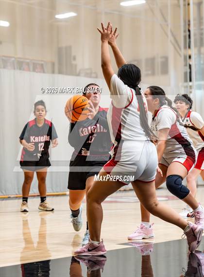Thumbnail 2 in FR: Katella @ Segerstrom photogallery.