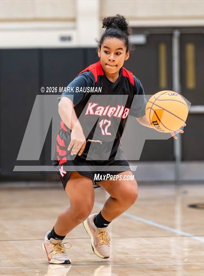 Thumbnail 3 in FR: Katella @ Segerstrom photogallery.