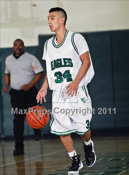 Thumbnail 2 in Chavez @ Pasadena (McDonald's Texas Invitational) photogallery.