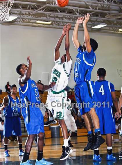 Thumbnail 3 in Chavez @ Pasadena (McDonald's Texas Invitational) photogallery.