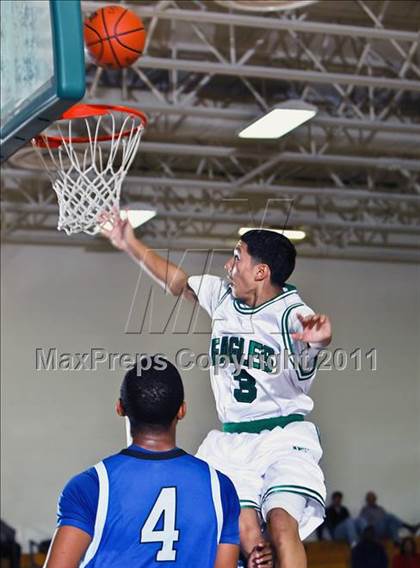 Thumbnail 3 in Chavez @ Pasadena (McDonald's Texas Invitational) photogallery.
