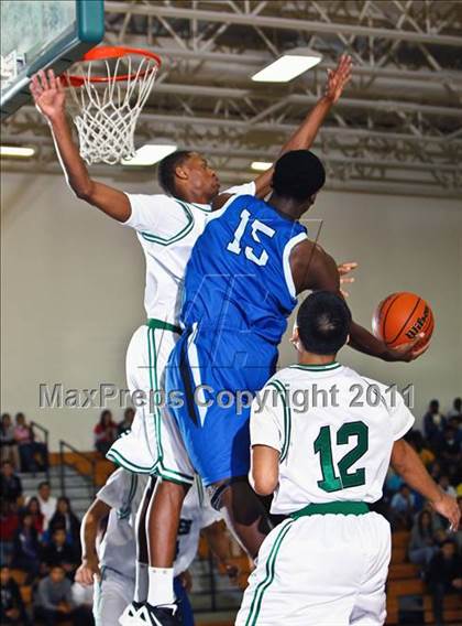 Thumbnail 1 in Chavez @ Pasadena (McDonald's Texas Invitational) photogallery.