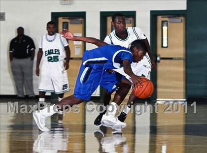 Thumbnail 2 in Chavez @ Pasadena (McDonald's Texas Invitational) photogallery.