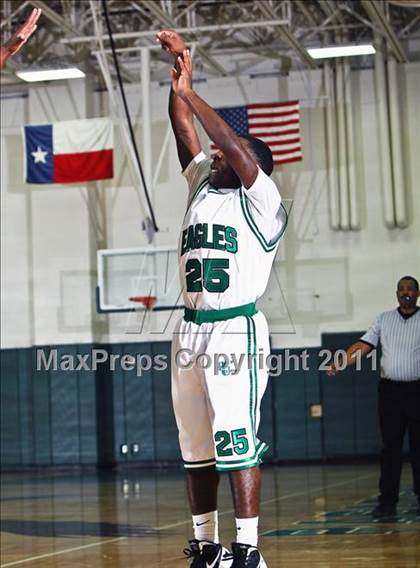 Thumbnail 3 in Chavez @ Pasadena (McDonald's Texas Invitational) photogallery.