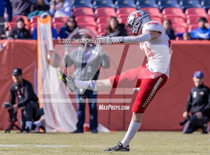 Thumbnail 3 in Loveland @ Broomfield (CHSAA 4A State Championship) photogallery.