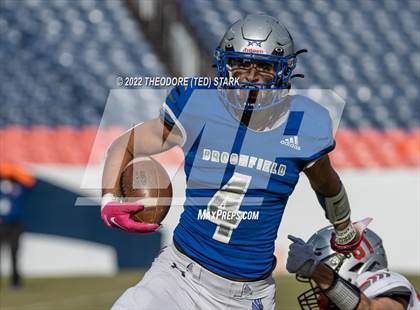 Thumbnail 1 in Loveland @ Broomfield (CHSAA 4A State Championship) photogallery.