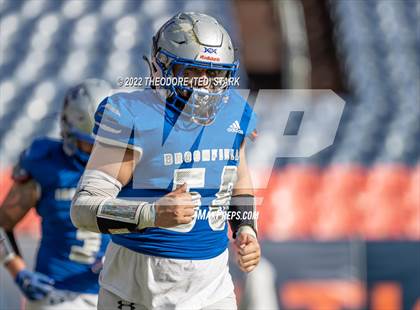 Thumbnail 3 in Loveland @ Broomfield (CHSAA 4A State Championship) photogallery.