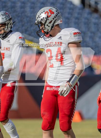 Thumbnail 3 in Loveland @ Broomfield (CHSAA 4A State Championship) photogallery.