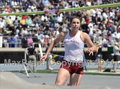 Thumbnail 1 in CIF SS Divisional Finals (Girls High Jump) photogallery.