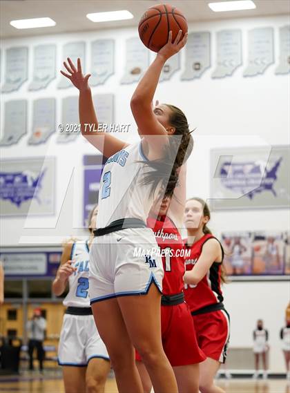 Thumbnail 2 in Southport vs. Perry Meridian (IHSAA 4A Sectional Semifinal) photogallery.