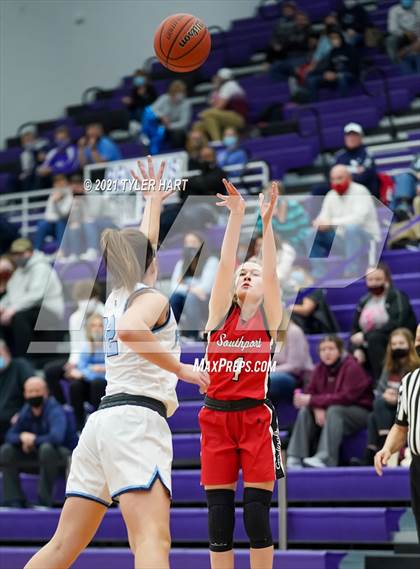 Thumbnail 1 in Southport vs. Perry Meridian (IHSAA 4A Sectional Semifinal) photogallery.