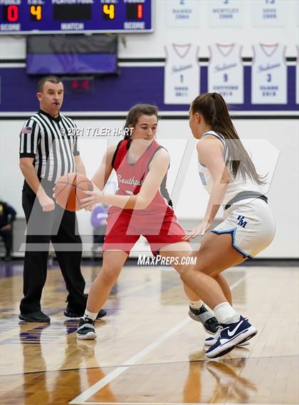 Thumbnail 3 in Southport vs. Perry Meridian (IHSAA 4A Sectional Semifinal) photogallery.
