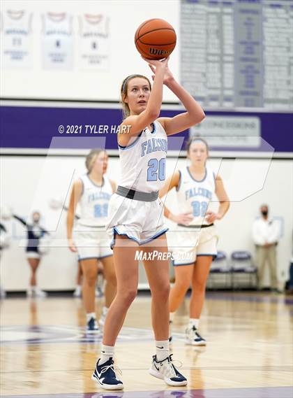Thumbnail 1 in Southport vs. Perry Meridian (IHSAA 4A Sectional Semifinal) photogallery.