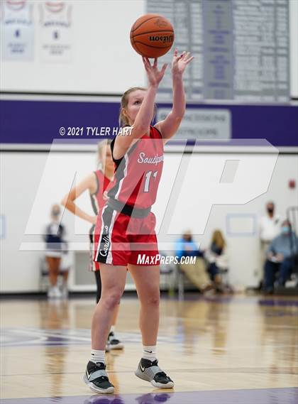 Thumbnail 1 in Southport vs. Perry Meridian (IHSAA 4A Sectional Semifinal) photogallery.
