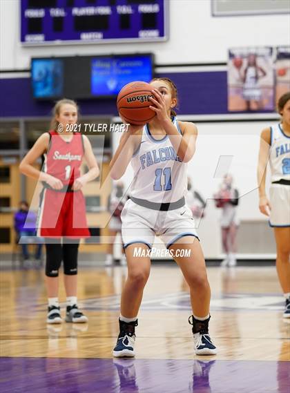 Thumbnail 1 in Southport vs. Perry Meridian (IHSAA 4A Sectional Semifinal) photogallery.