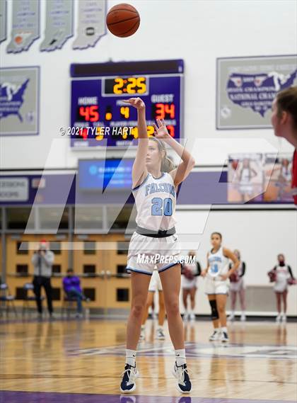 Thumbnail 2 in Southport vs. Perry Meridian (IHSAA 4A Sectional Semifinal) photogallery.