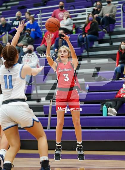 Thumbnail 1 in Southport vs. Perry Meridian (IHSAA 4A Sectional Semifinal) photogallery.
