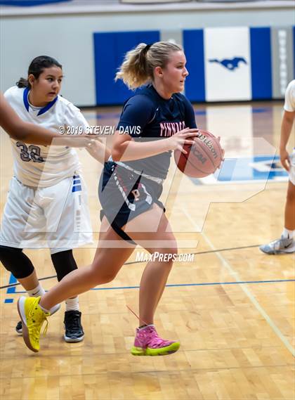 Thumbnail 3 in Pinnacle vs Dobson photogallery.
