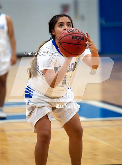 Thumbnail 2 in Pinnacle vs Dobson photogallery.