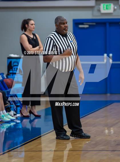 Thumbnail 2 in Pinnacle vs Dobson photogallery.