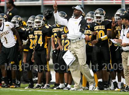 Thumbnail 3 in Byrnes @ Central Gwinnett (Progressive Football Challenge) photogallery.