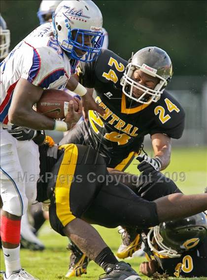 Thumbnail 3 in Byrnes @ Central Gwinnett (Progressive Football Challenge) photogallery.